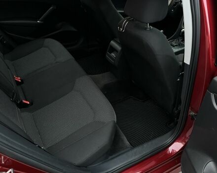 Красный Фольксваген Пассат, объемом двигателя 1.8 л и пробегом 127 тыс. км за 11499 $, фото 17 на Automoto.ua