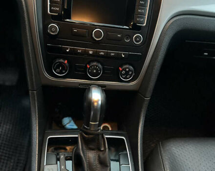 Червоний Фольксваген Пассат, об'ємом двигуна 1.8 л та пробігом 192 тис. км за 9900 $, фото 23 на Automoto.ua