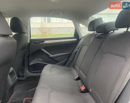 Красный Фольксваген Пассат, объемом двигателя 1.8 л и пробегом 211 тыс. км за 9700 $, фото 12 на Automoto.ua