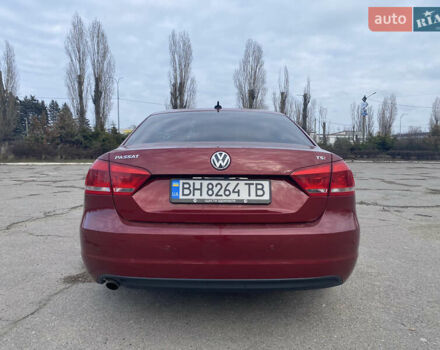Червоний Фольксваген Пассат, об'ємом двигуна 1.8 л та пробігом 195 тис. км за 8800 $, фото 5 на Automoto.ua