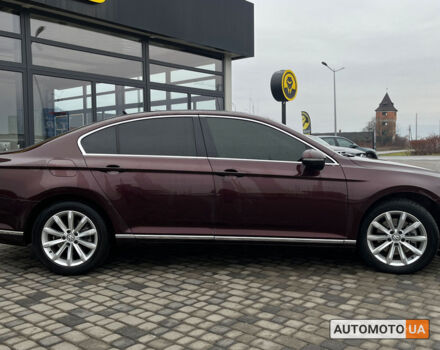 Червоний Фольксваген Пассат, об'ємом двигуна 1.8 л та пробігом 360 тис. км за 15290 $, фото 7 на Automoto.ua