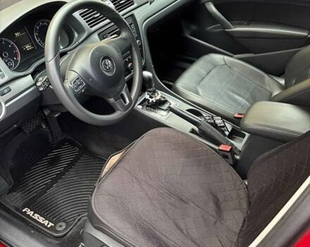 Червоний Фольксваген Пассат, об'ємом двигуна 1.8 л та пробігом 150 тис. км за 9500 $, фото 10 на Automoto.ua