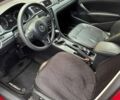 Червоний Фольксваген Пассат, об'ємом двигуна 1.8 л та пробігом 150 тис. км за 9500 $, фото 10 на Automoto.ua
