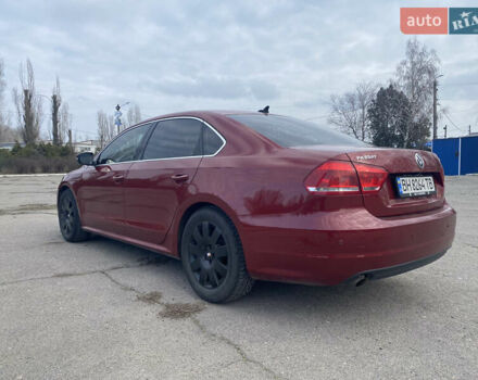 Червоний Фольксваген Пассат, об'ємом двигуна 1.8 л та пробігом 195 тис. км за 8800 $, фото 6 на Automoto.ua