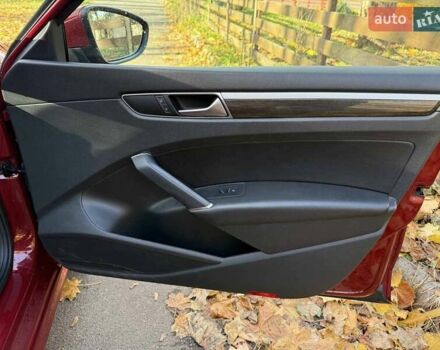 Красный Фольксваген Пассат, объемом двигателя 1.8 л и пробегом 71 тыс. км за 14990 $, фото 22 на Automoto.ua