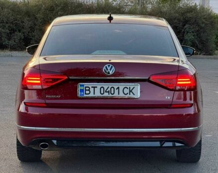 Фольксваген Пассат 2016 в Киеве на Automoto.ua Красный Фольксваген Пассат, объемом двигателя 1.8 л и пробегом 110 тыс. км за 12000 $, фото 6 на Automoto.ua