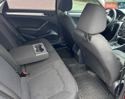 Червоний Фольксваген Пассат, об'ємом двигуна 1.8 л та пробігом 177 тис. км за 9500 $, фото 30 на Automoto.ua