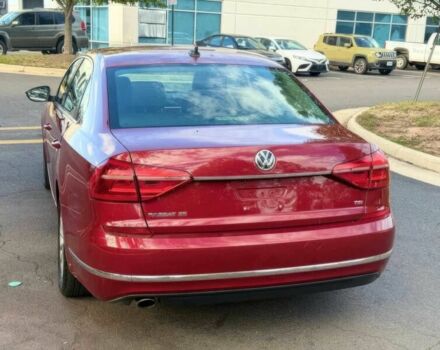 Красный Фольксваген Пассат, объемом двигателя 1.8 л и пробегом 75 тыс. км за 2600 $, фото 4 на Automoto.ua