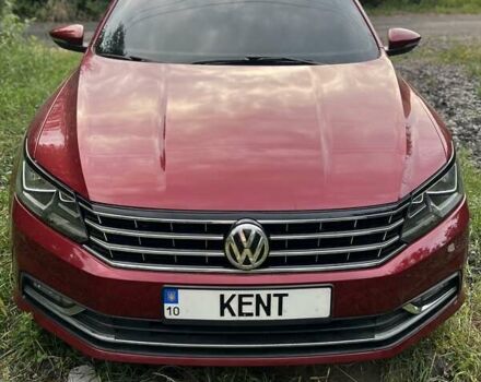 Красный Фольксваген Пассат, объемом двигателя 1.8 л и пробегом 193 тыс. км за 11900 $, фото 1 на Automoto.ua