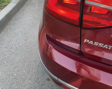 Красный Фольксваген Пассат, объемом двигателя 1.8 л и пробегом 142 тыс. км за 10500 $, фото 13 на Automoto.ua