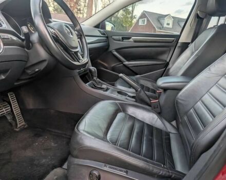 Червоний Фольксваген Пассат, об'ємом двигуна 3.6 л та пробігом 78 тис. км за 7000 $, фото 8 на Automoto.ua