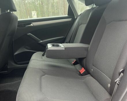 Червоний Фольксваген Пассат, об'ємом двигуна 1.8 л та пробігом 107 тис. км за 12700 $, фото 5 на Automoto.ua