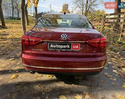 Красный Фольксваген Пассат, объемом двигателя 1.8 л и пробегом 71 тыс. км за 14990 $, фото 6 на Automoto.ua