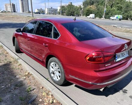 Красный Фольксваген Пассат, объемом двигателя 1.8 л и пробегом 169 тыс. км за 11399 $, фото 4 на Automoto.ua