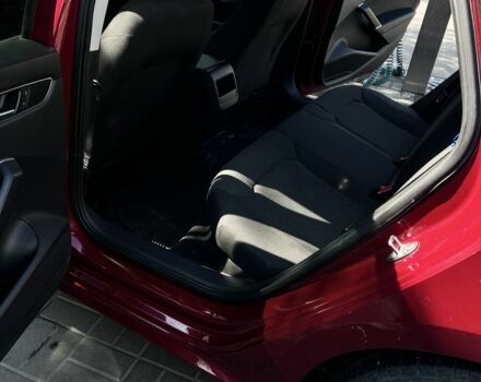 Красный Фольксваген Пассат, объемом двигателя 1.8 л и пробегом 169 тыс. км за 11399 $, фото 1 на Automoto.ua