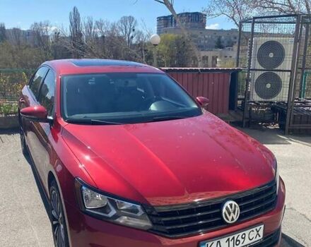 Фольксваген Пассат 2016 в Киеве на Automoto.ua Красный Фольксваген Пассат, объемом двигателя 1.8 л и пробегом 149 тыс. км за 9500 $, фото 1 на Automoto.ua