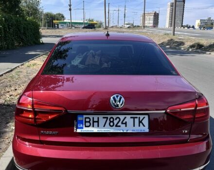 Красный Фольксваген Пассат, объемом двигателя 1.8 л и пробегом 169 тыс. км за 11399 $, фото 6 на Automoto.ua