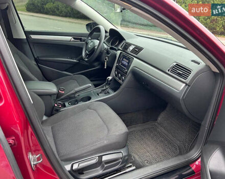 Красный Фольксваген Пассат, объемом двигателя 1.8 л и пробегом 177 тыс. км за 9500 $, фото 32 на Automoto.ua