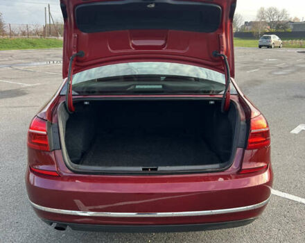 Червоний Фольксваген Пассат, об'ємом двигуна 1.8 л та пробігом 110 тис. км за 11200 $, фото 6 на Automoto.ua