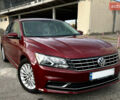 Красный Фольксваген Пассат, объемом двигателя 1.8 л и пробегом 121 тыс. км за 14000 $, фото 1 на Automoto.ua