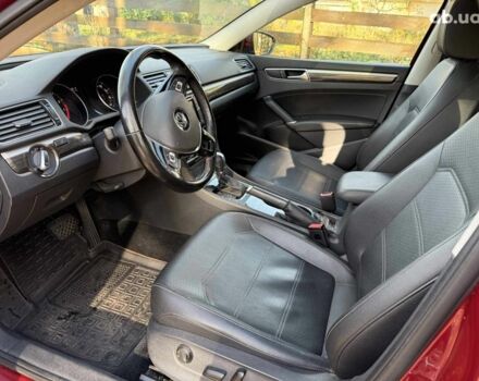 Красный Фольксваген Пассат, объемом двигателя 1.8 л и пробегом 71 тыс. км за 14990 $, фото 11 на Automoto.ua