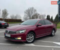 Красный Фольксваген Пассат, объемом двигателя 1.8 л и пробегом 177 тыс. км за 9500 $, фото 3 на Automoto.ua