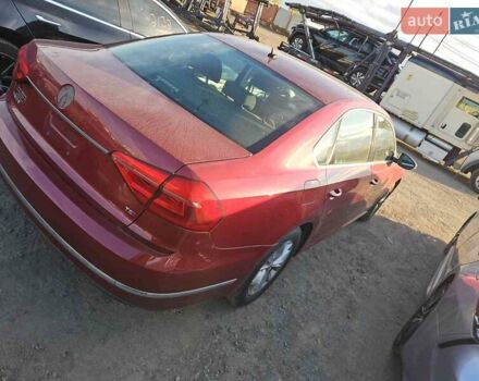 Фольксваген Пассат 2016 в Киеве на Automoto.ua Красный Фольксваген Пассат, объемом двигателя 1.8 л и пробегом 210 тыс. км за 2366 $, фото 13 на Automoto.ua