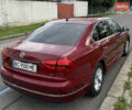 Красный Фольксваген Пассат, объемом двигателя 1.8 л и пробегом 170 тыс. км за 15800 $, фото 5 на Automoto.ua