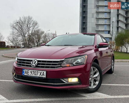 Червоний Фольксваген Пассат, об'ємом двигуна 1.8 л та пробігом 177 тис. км за 9500 $, фото 4 на Automoto.ua