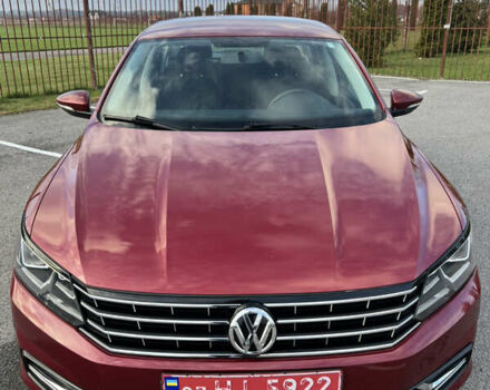Червоний Фольксваген Пассат, об'ємом двигуна 1.8 л та пробігом 110 тис. км за 11200 $, фото 11 на Automoto.ua
