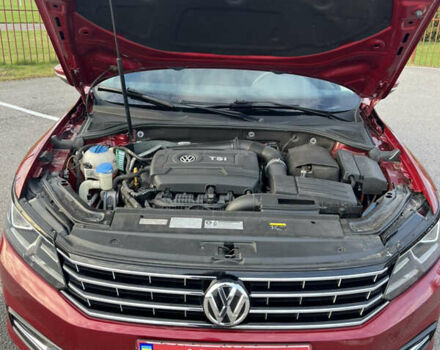 Червоний Фольксваген Пассат, об'ємом двигуна 1.8 л та пробігом 110 тис. км за 11200 $, фото 12 на Automoto.ua