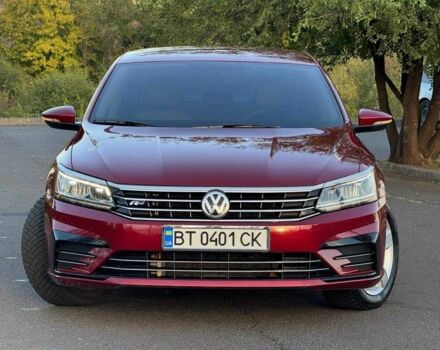 Фольксваген Пассат 2016 в Киеве на Automoto.ua Красный Фольксваген Пассат, объемом двигателя 1.8 л и пробегом 110 тыс. км за 12000 $, фото 1 на Automoto.ua