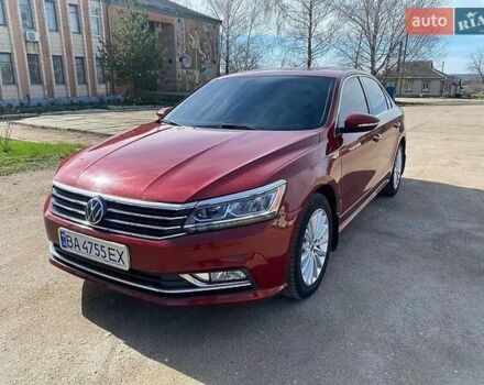 Червоний Фольксваген Пассат, об'ємом двигуна 1.8 л та пробігом 240 тис. км за 11000 $, фото 2 на Automoto.ua