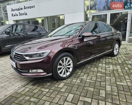 Красный Фольксваген Пассат, объемом двигателя 1.8 л и пробегом 168 тыс. км за 17890 $, фото 13 на Automoto.ua