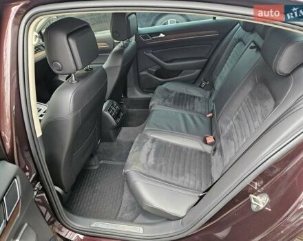 Красный Фольксваген Пассат, объемом двигателя 1.8 л и пробегом 168 тыс. км за 17890 $, фото 22 на Automoto.ua