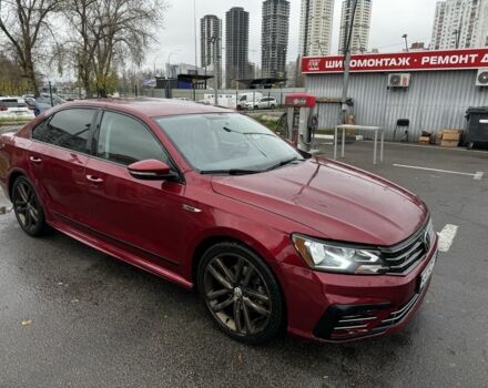 Красный Фольксваген Пассат, объемом двигателя 1.8 л и пробегом 190 тыс. км за 12000 $, фото 2 на Automoto.ua