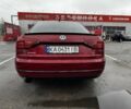 Красный Фольксваген Пассат, объемом двигателя 1.8 л и пробегом 190 тыс. км за 12000 $, фото 4 на Automoto.ua