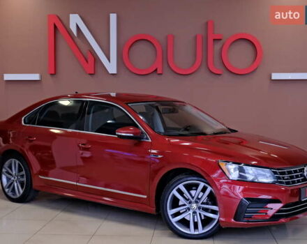 Красный Фольксваген Пассат, объемом двигателя 1.8 л и пробегом 190 тыс. км за 14900 $, фото 4 на Automoto.ua