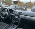 Красный Фольксваген Пассат, объемом двигателя 1.8 л и пробегом 209 тыс. км за 9999 $, фото 16 на Automoto.ua