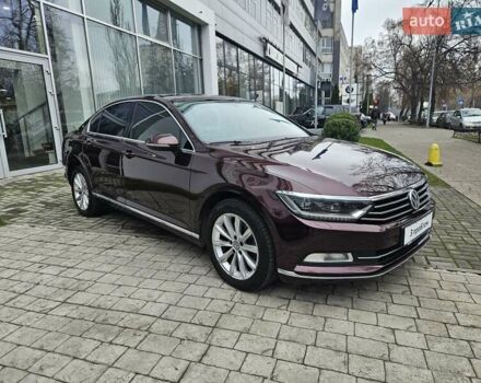 Красный Фольксваген Пассат, объемом двигателя 1.8 л и пробегом 168 тыс. км за 17890 $, фото 4 на Automoto.ua