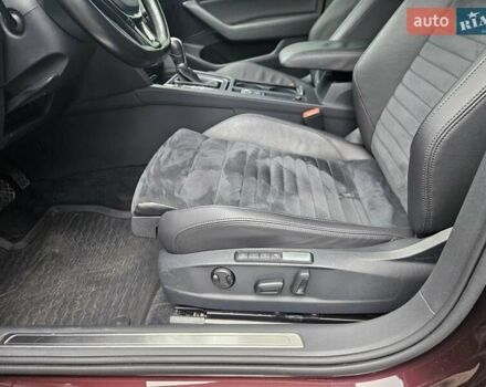 Красный Фольксваген Пассат, объемом двигателя 1.8 л и пробегом 168 тыс. км за 17890 $, фото 18 на Automoto.ua