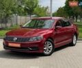 Красный Фольксваген Пассат, объемом двигателя 1.8 л и пробегом 205 тыс. км за 11900 $, фото 1 на Automoto.ua