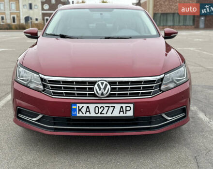 Красный Фольксваген Пассат, объемом двигателя 1.8 л и пробегом 132 тыс. км за 13600 $, фото 3 на Automoto.ua
