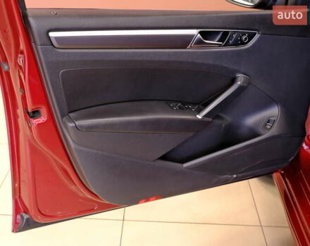 Красный Фольксваген Пассат, объемом двигателя 1.8 л и пробегом 190 тыс. км за 14900 $, фото 27 на Automoto.ua