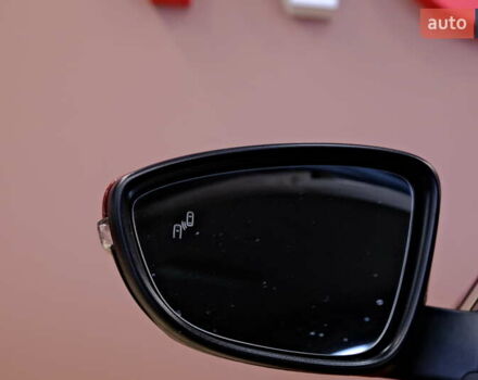 Красный Фольксваген Пассат, объемом двигателя 1.8 л и пробегом 190 тыс. км за 14900 $, фото 47 на Automoto.ua