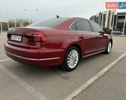 Красный Фольксваген Пассат, объемом двигателя 1.8 л и пробегом 132 тыс. км за 13600 $, фото 7 на Automoto.ua