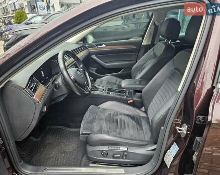 Красный Фольксваген Пассат, объемом двигателя 1.8 л и пробегом 168 тыс. км за 17890 $, фото 17 на Automoto.ua