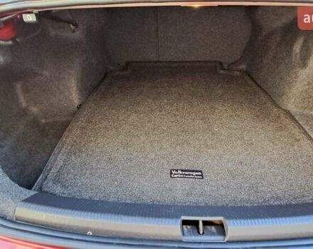 Красный Фольксваген Пассат, объемом двигателя 1.8 л и пробегом 232 тыс. км за 10000 $, фото 7 на Automoto.ua