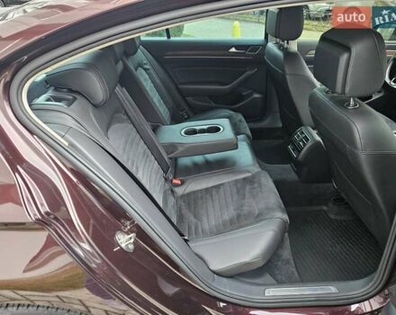 Красный Фольксваген Пассат, объемом двигателя 1.8 л и пробегом 168 тыс. км за 17890 $, фото 28 на Automoto.ua