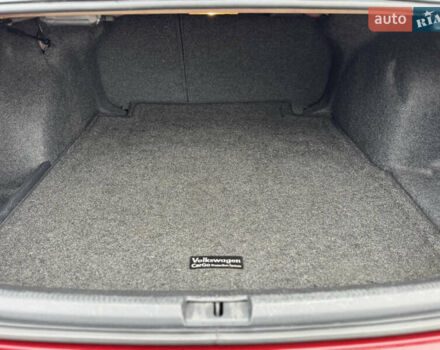 Красный Фольксваген Пассат, объемом двигателя 1.8 л и пробегом 132 тыс. км за 13600 $, фото 20 на Automoto.ua